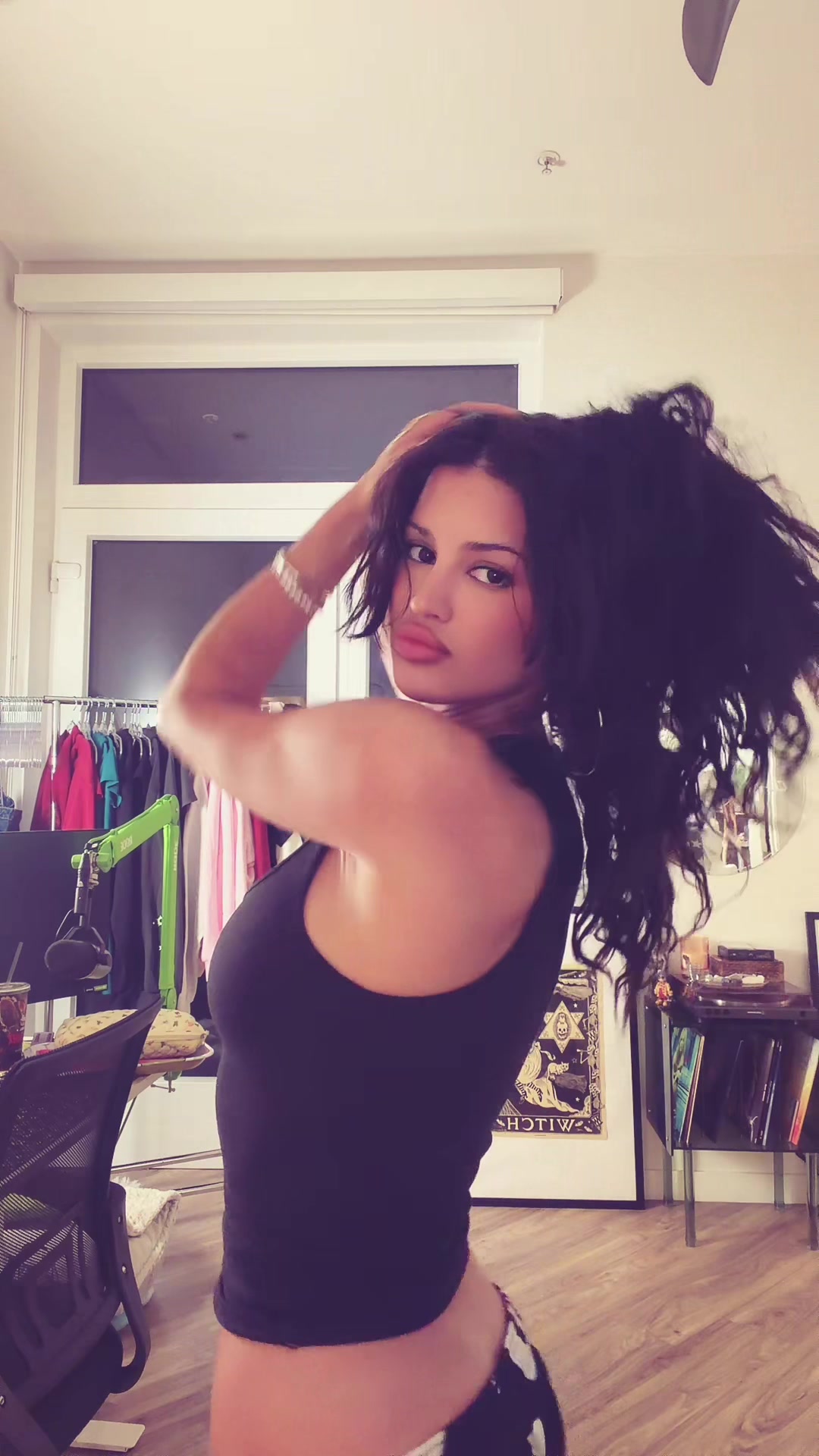 @sincerelyjuju