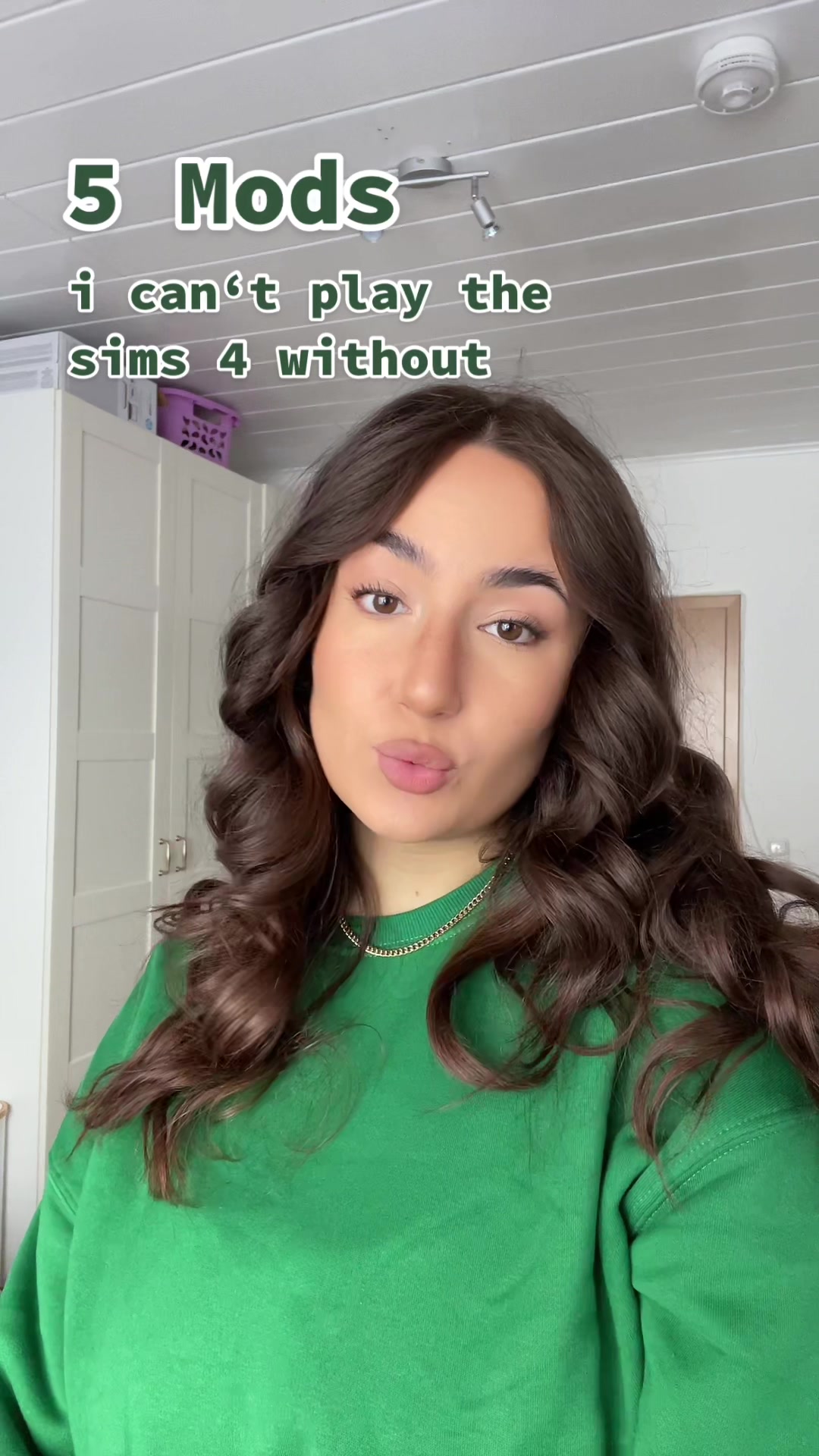 @kiki | sims 4 creator