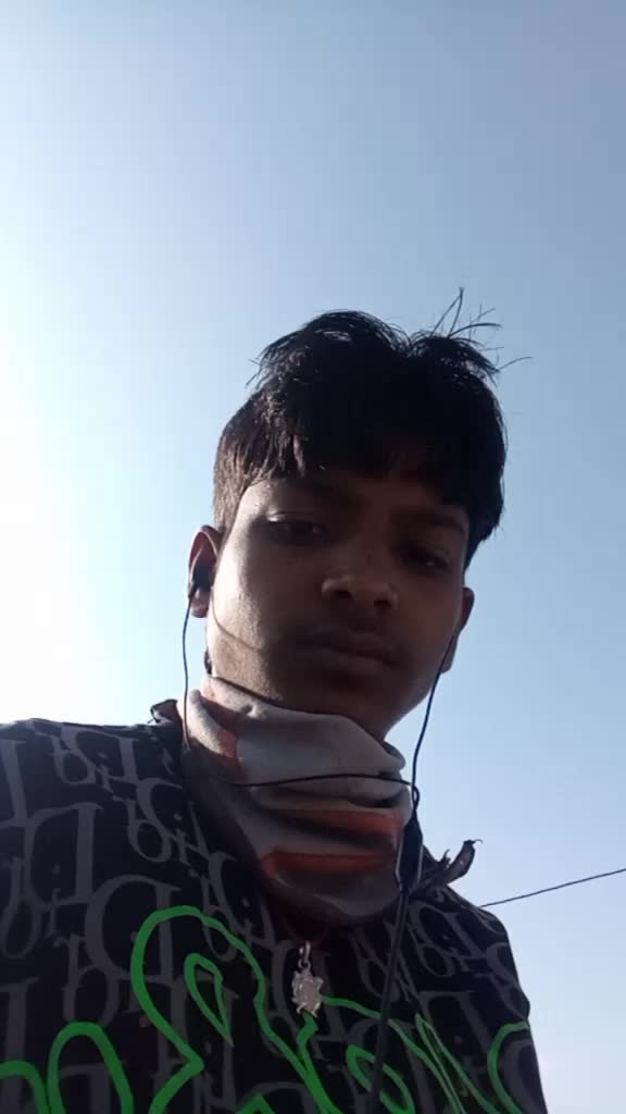 @user553016127902