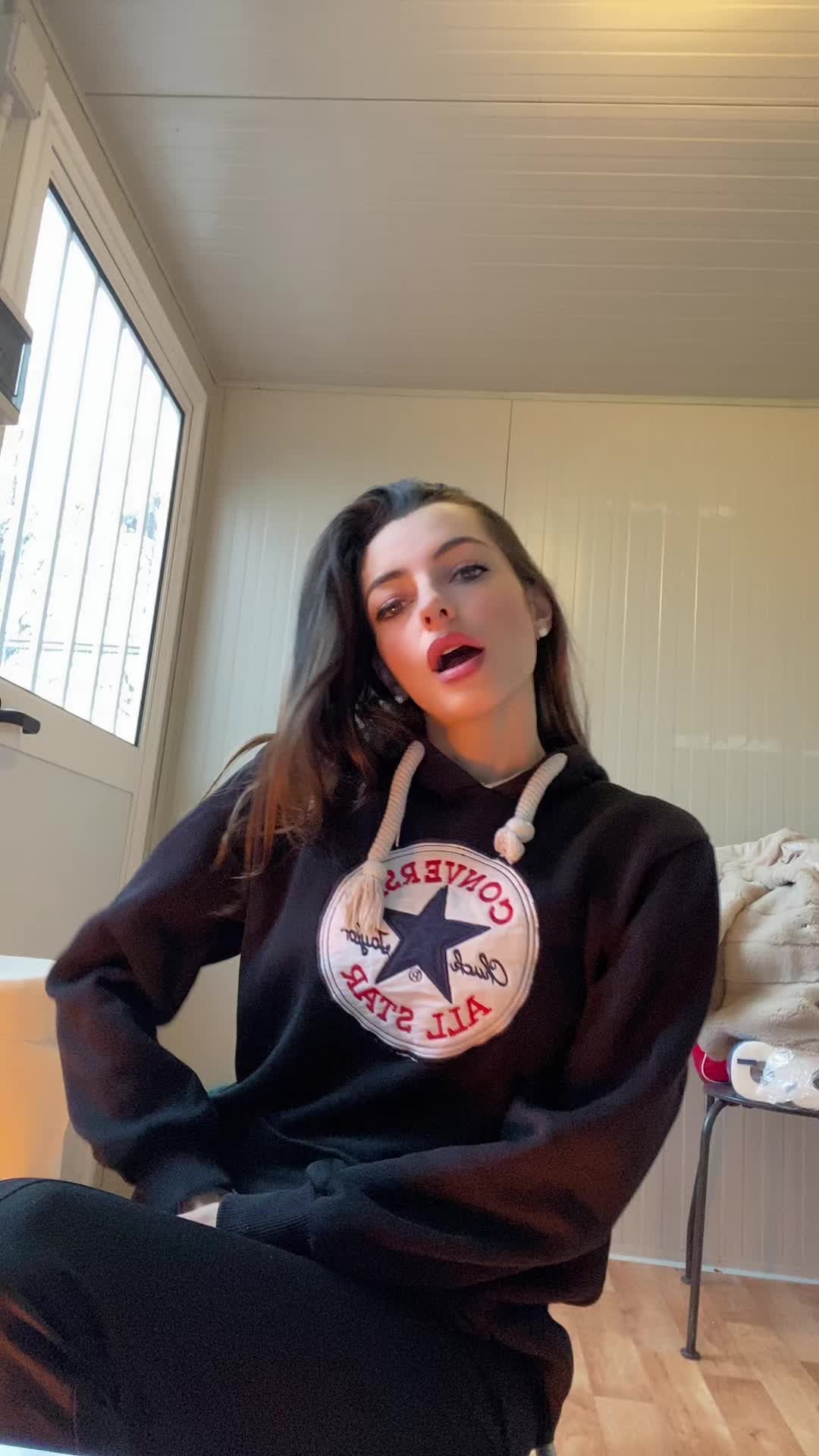 @Anto🎀