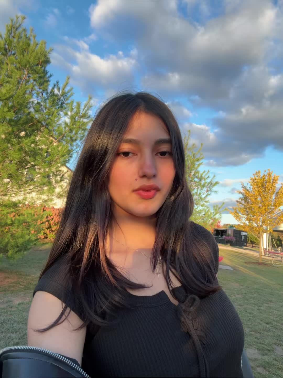 @Nohelia🖤