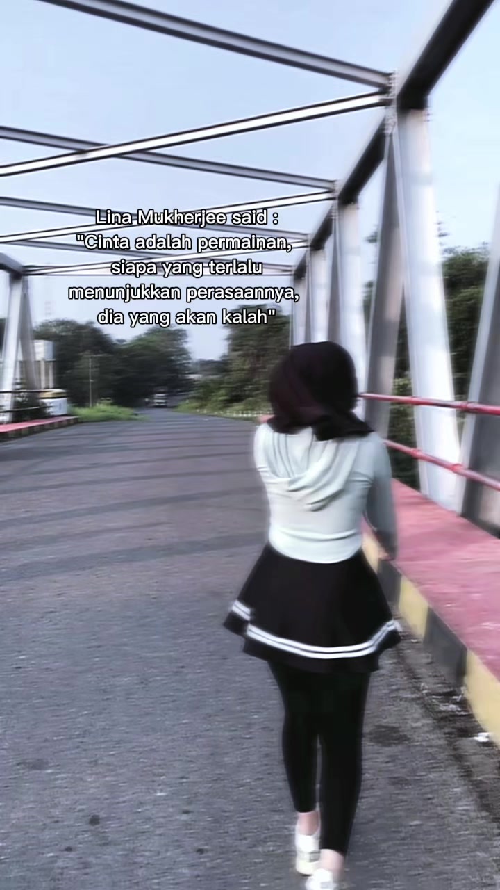 @🦋