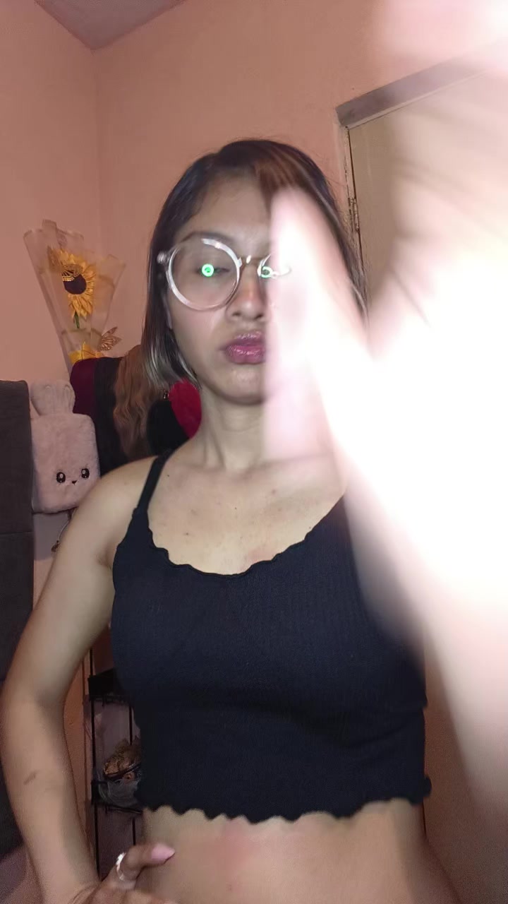 @zuriJane22