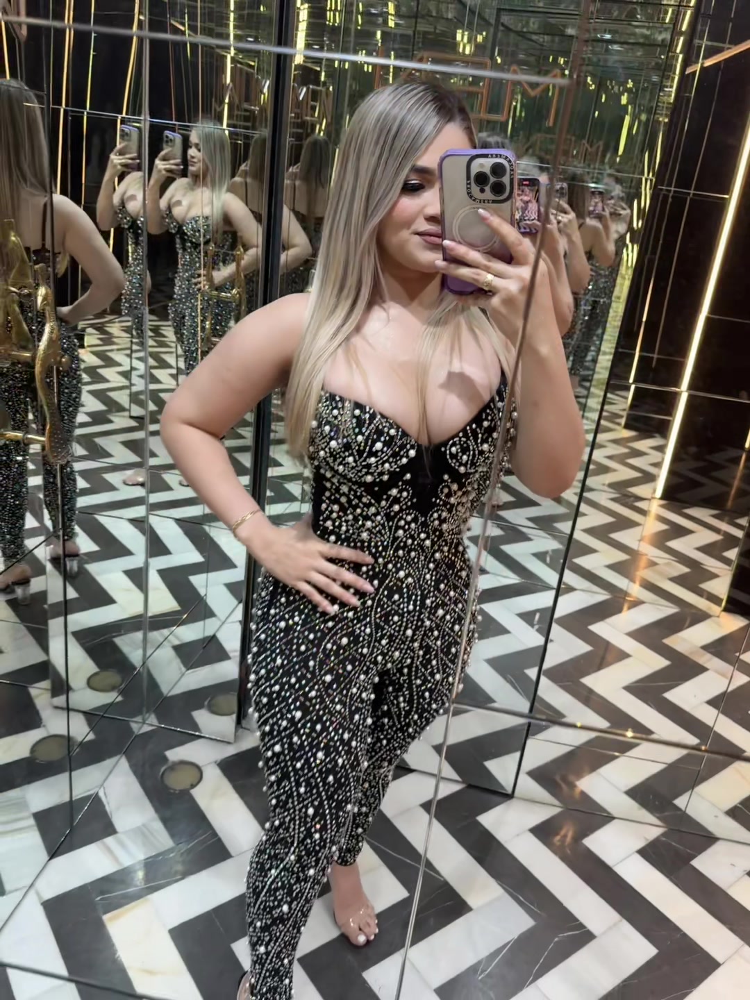 @Valentina Guzmán E.