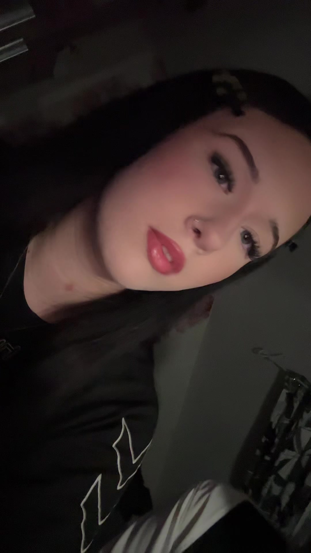 @zoexccc875x