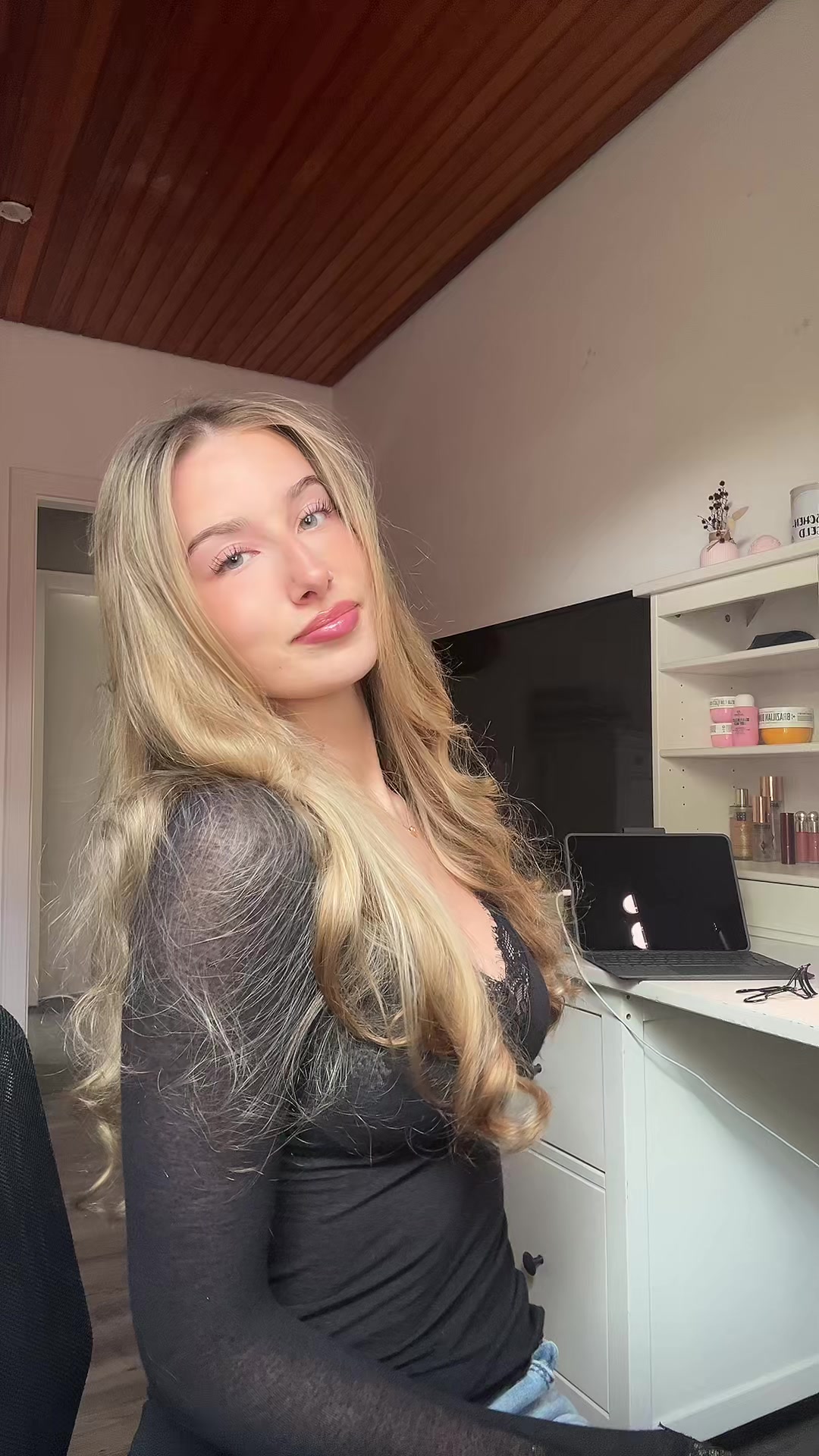 @z0eangelina