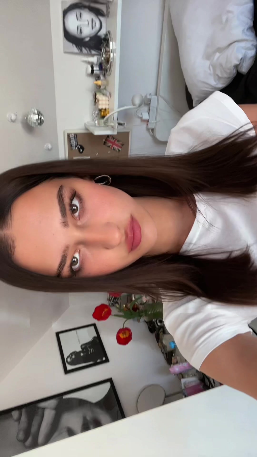 @️