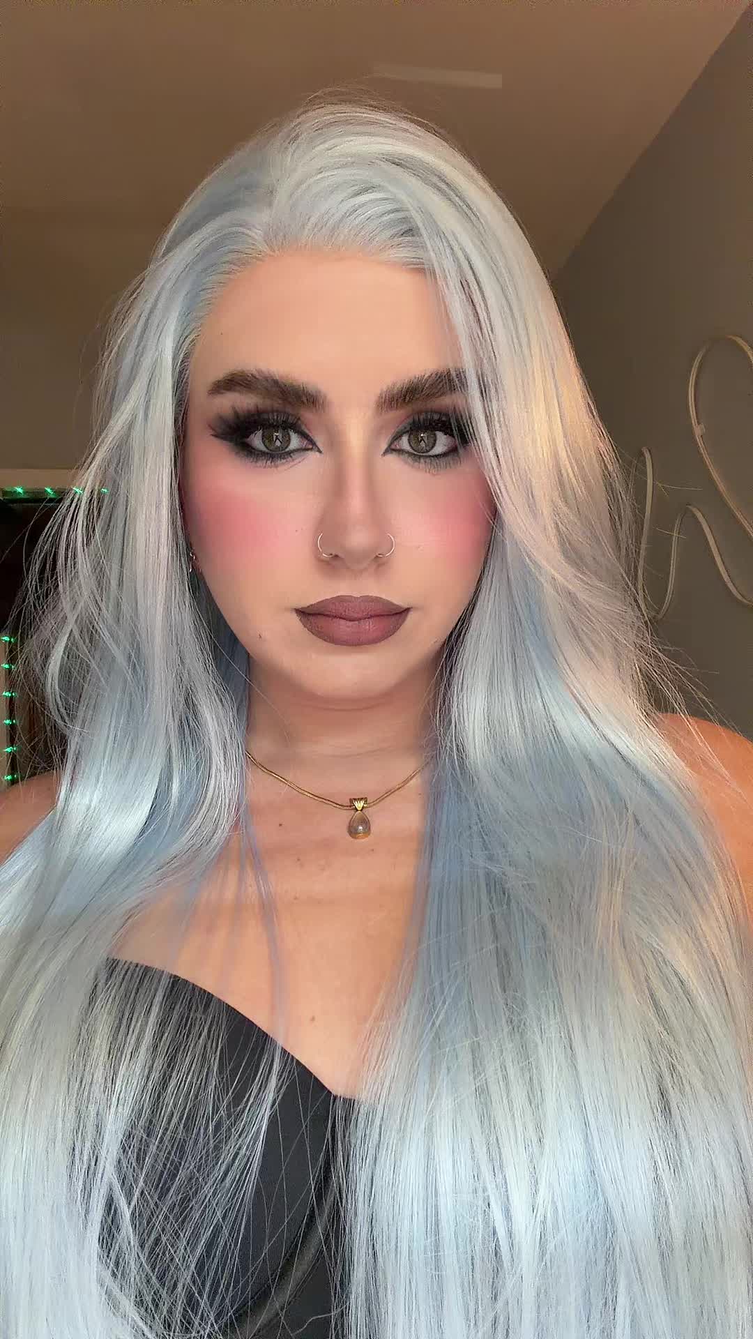 @simiviolet