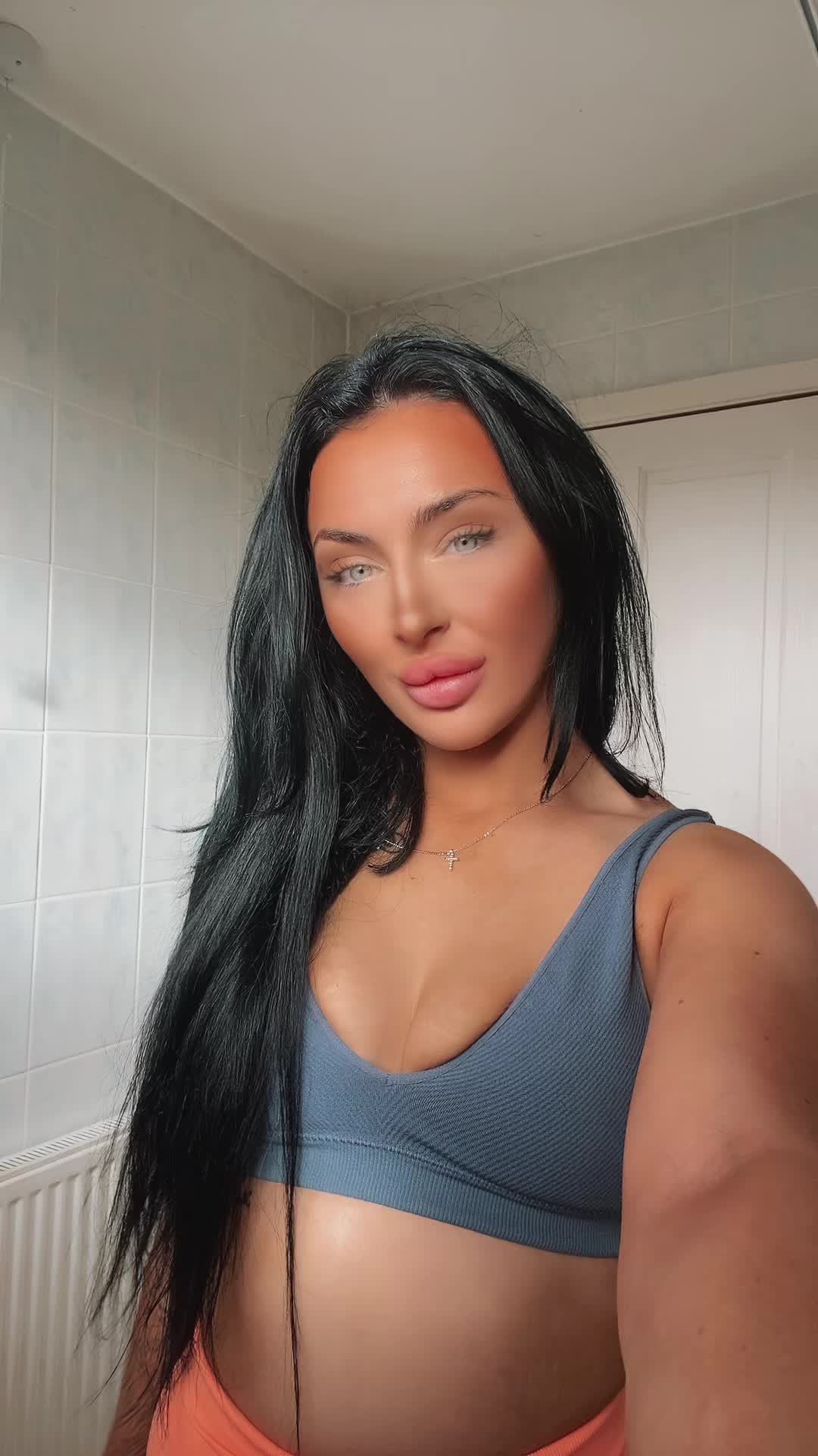 @Morgan Louise New X