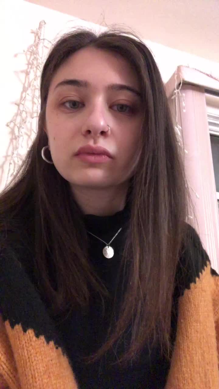 @alex g