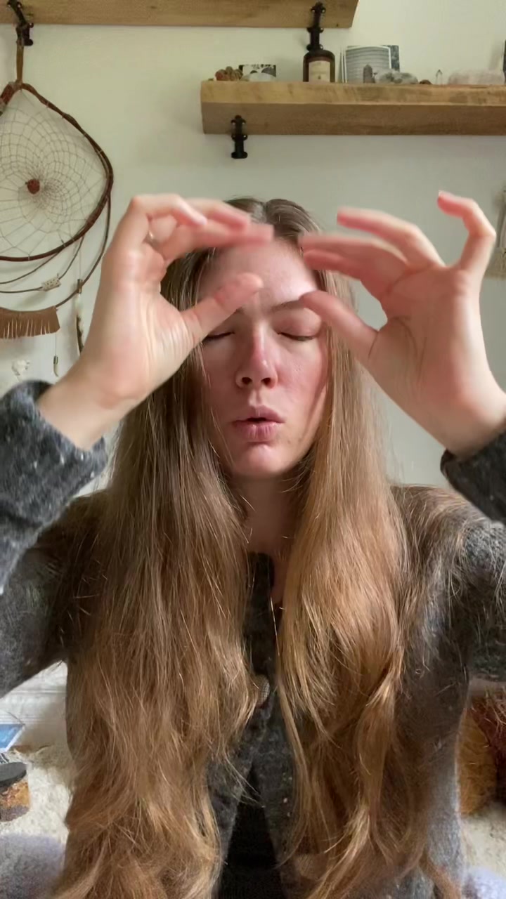 @Alexie |Tisseuse d’énergie🪡🧚
