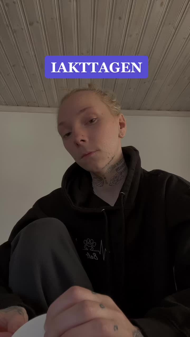 @Lizzieboss