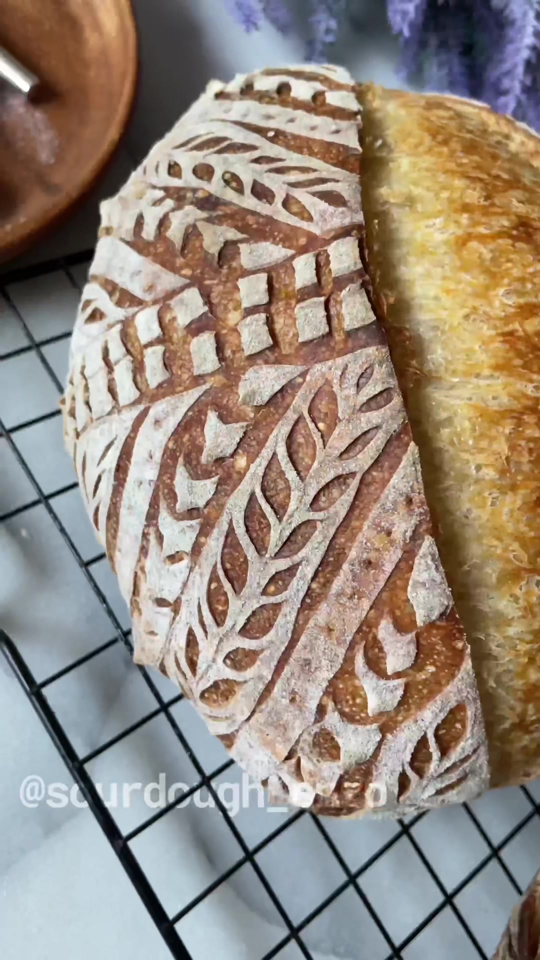 @Rachel • Sourdough Enzo