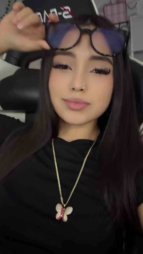 @ɴɪʜᴀᢉ𐭩