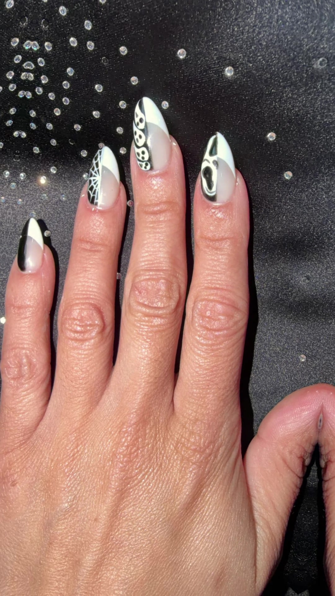 @_nails_by_cece