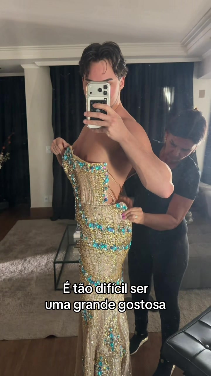 @HALESSIA