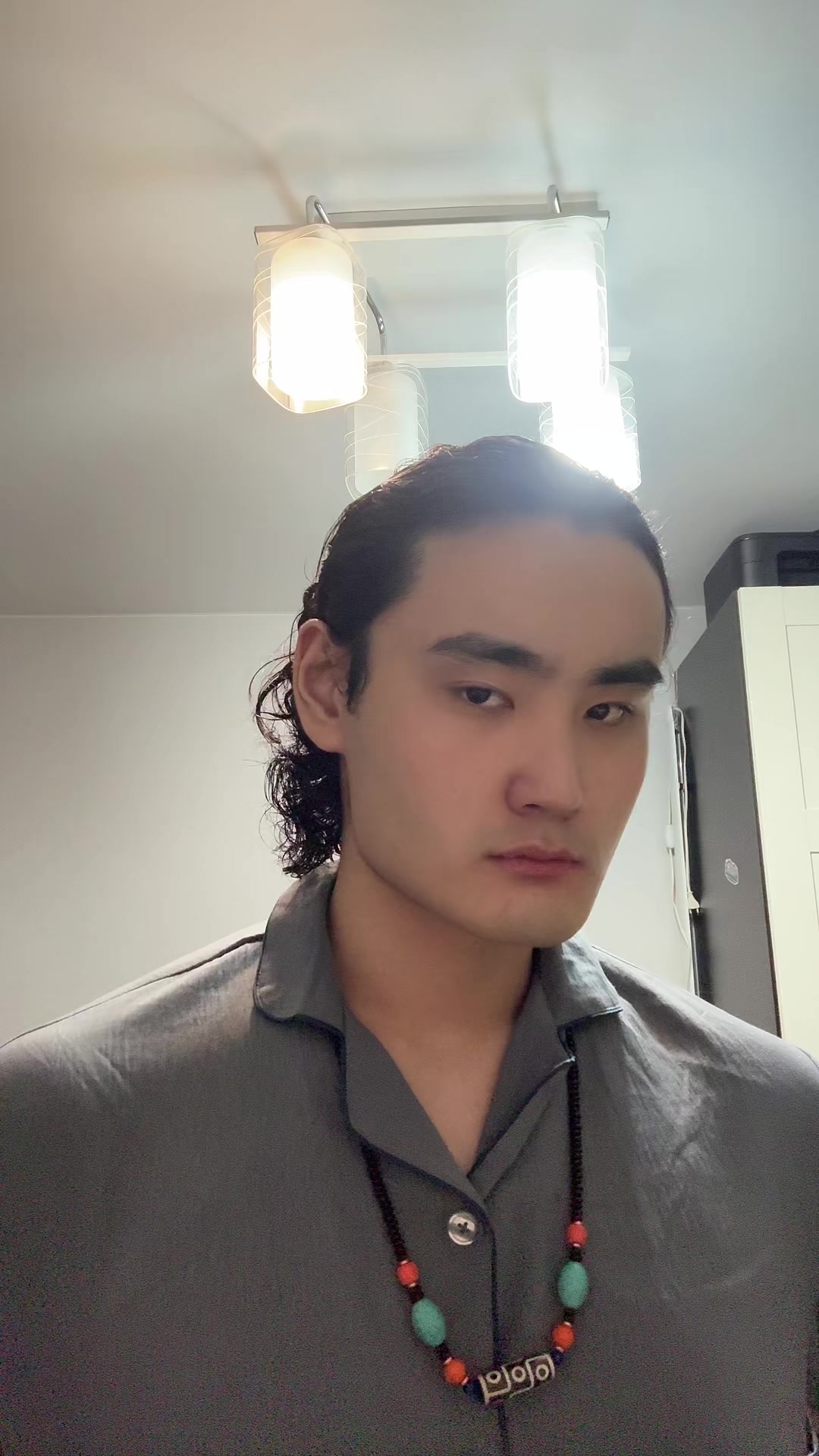 @æ8