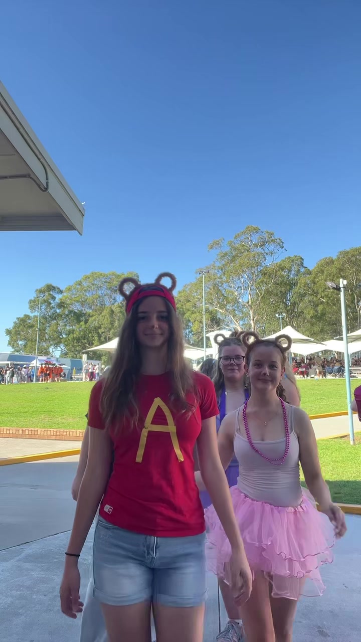 @isabella
