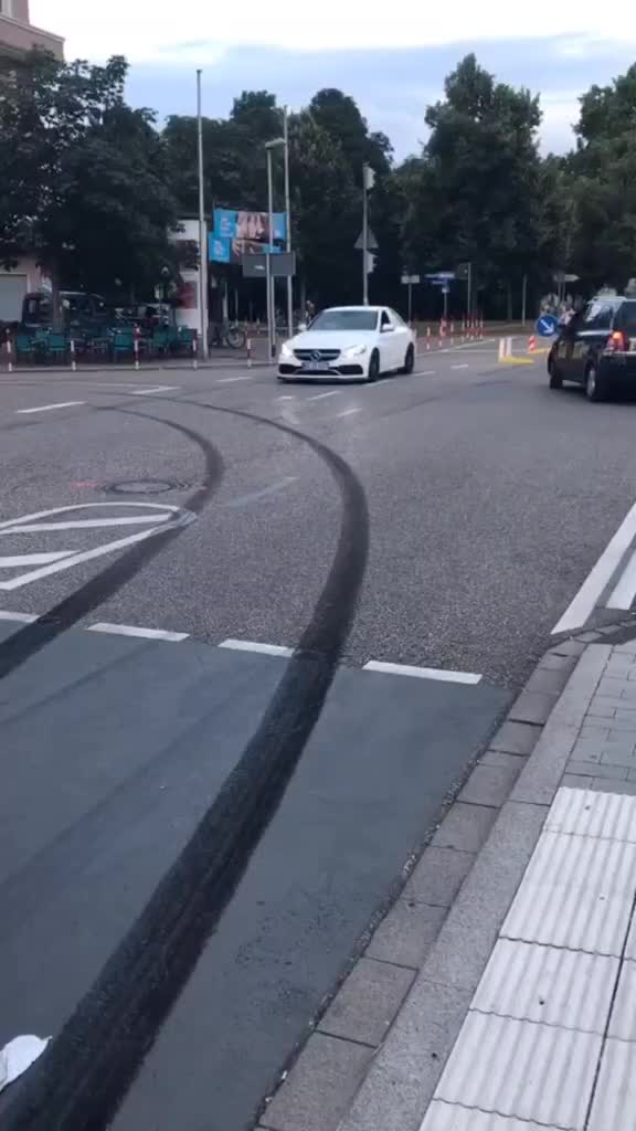 @Nikola Josev