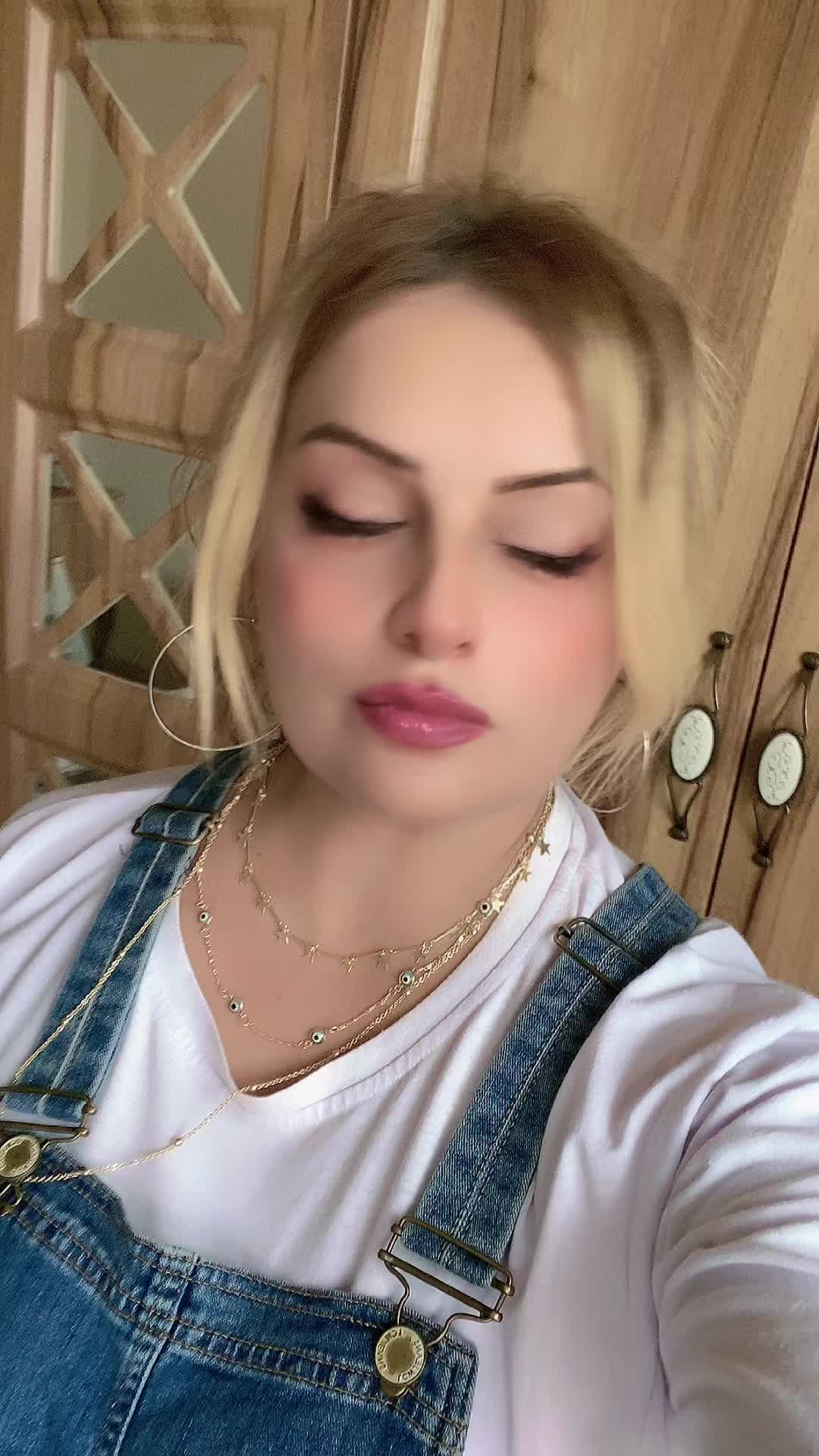 @Yalan dünya🥀