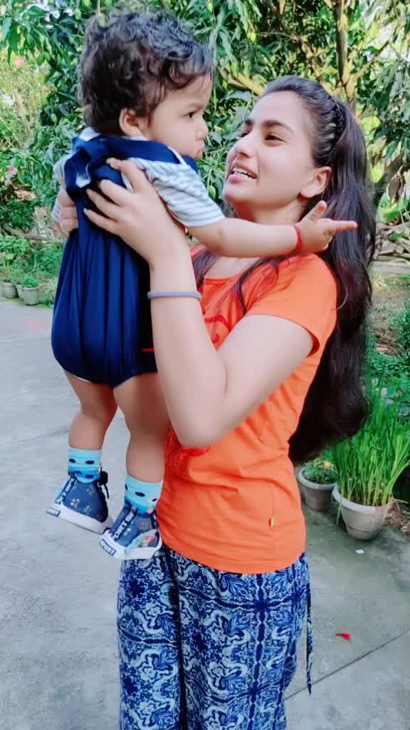 @sunidhi Chauhan