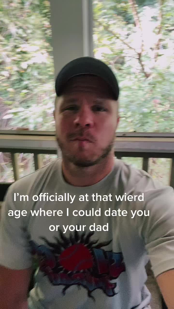 @Jakethafuzzball