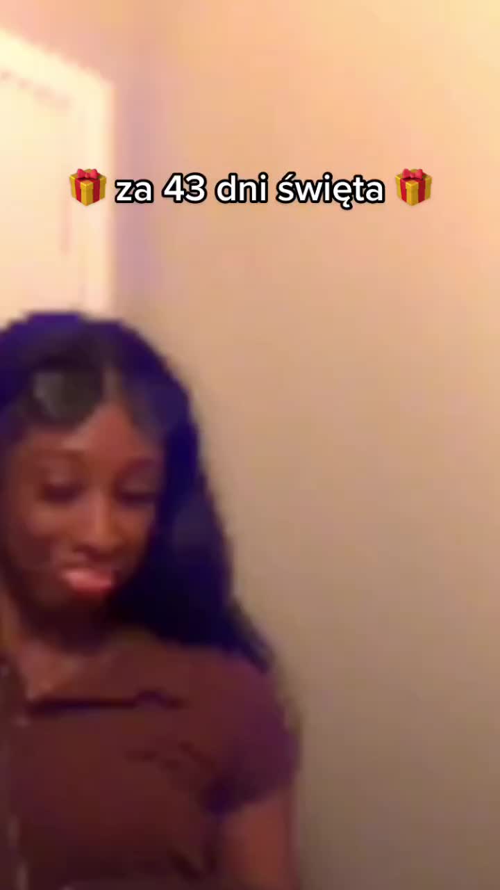 @Nicole🎧
