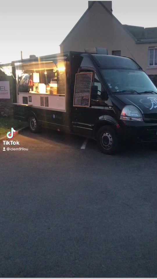 @ATKFOOD&ensp;BurgerMaker