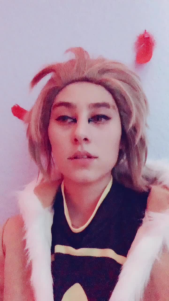 @Hawksboi