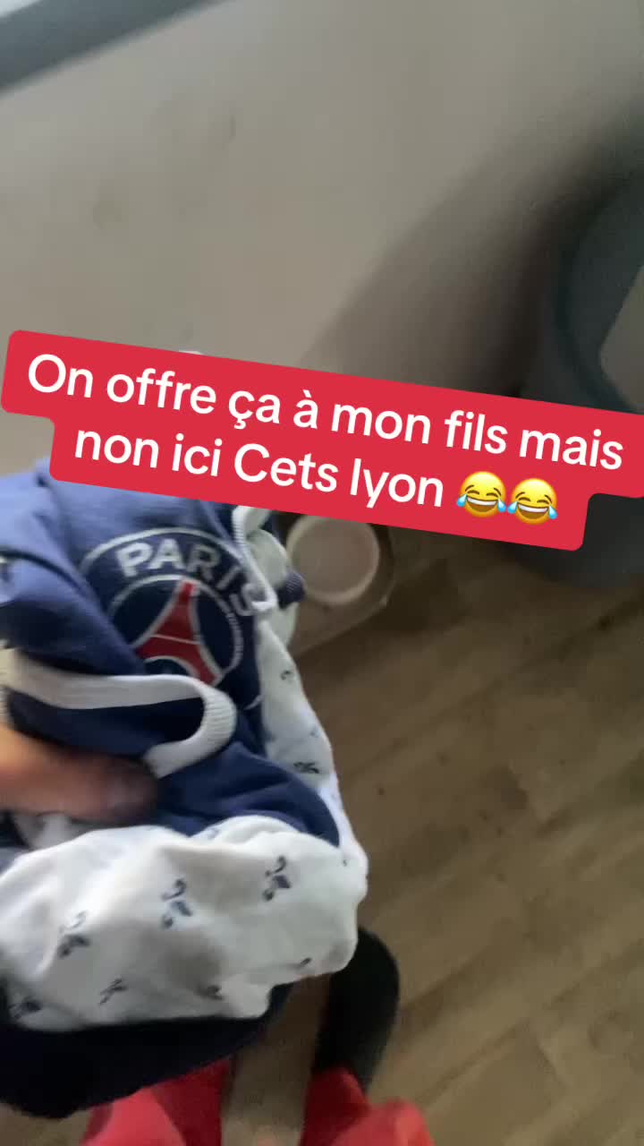 @Lebarlou