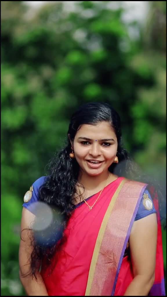 @Thumbi ponnu😘😘
