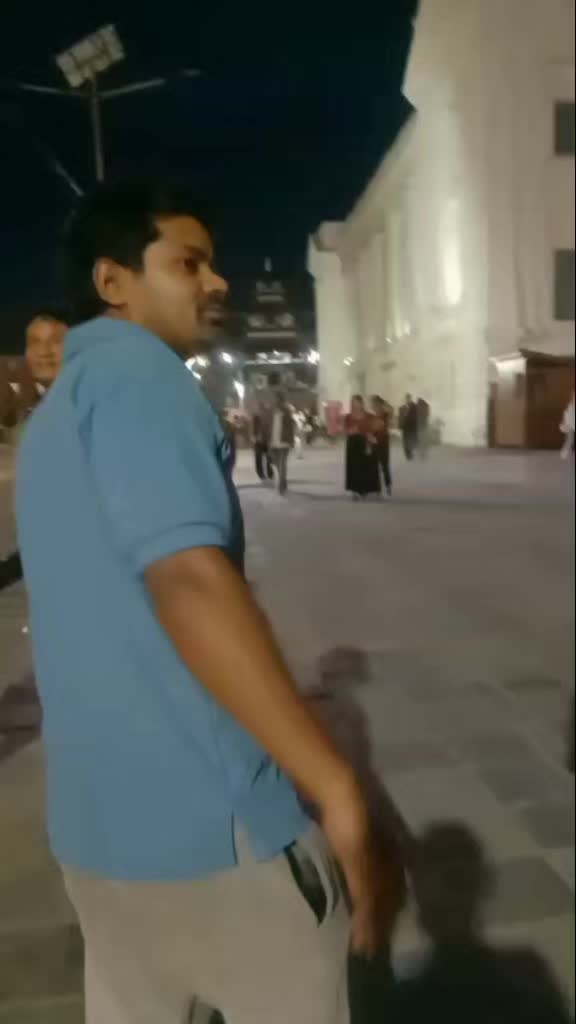 @एक मुसाफिर