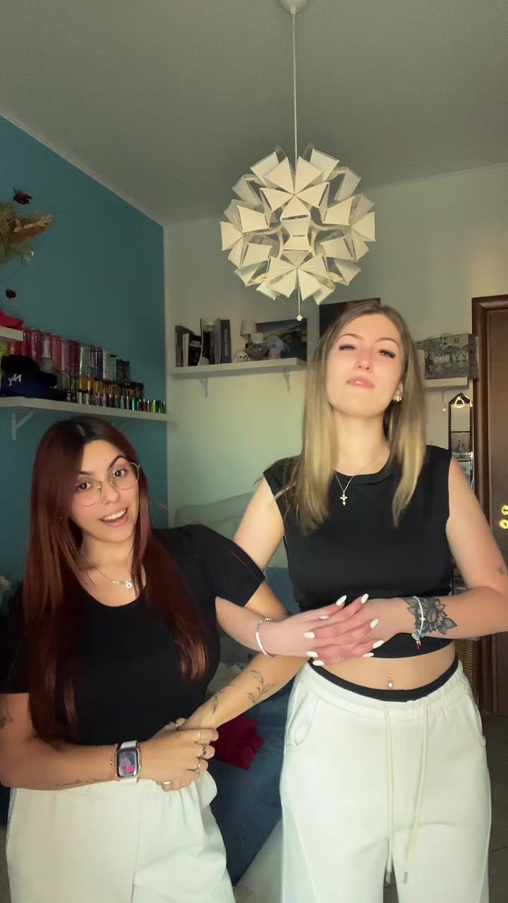 @Mari🖤