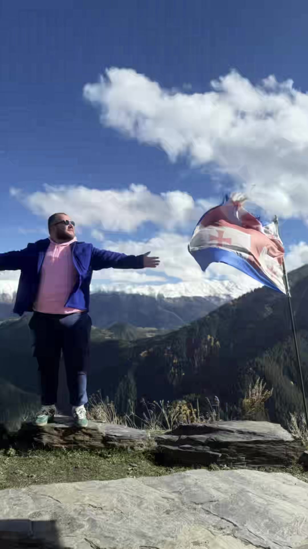 @გიორგი ხინიკაძე