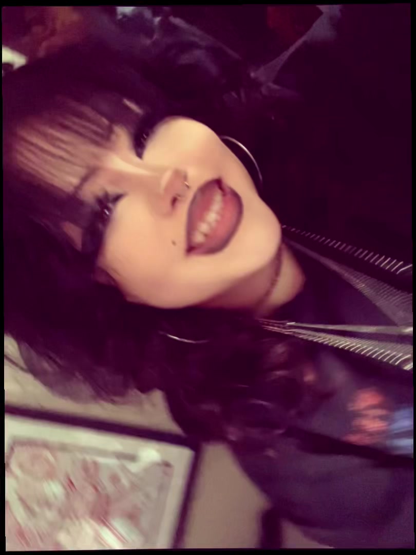 @s3lfess.kn0ts
