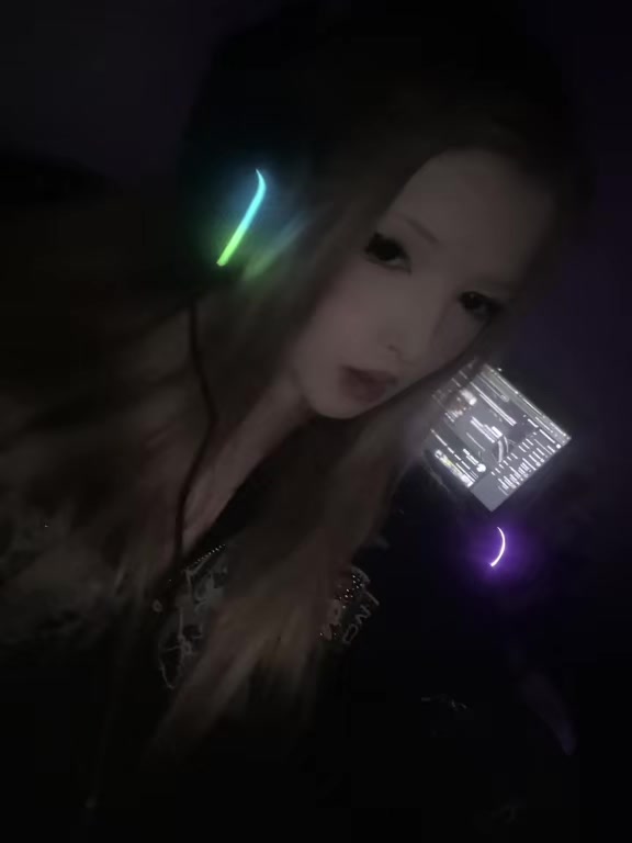 @akumi