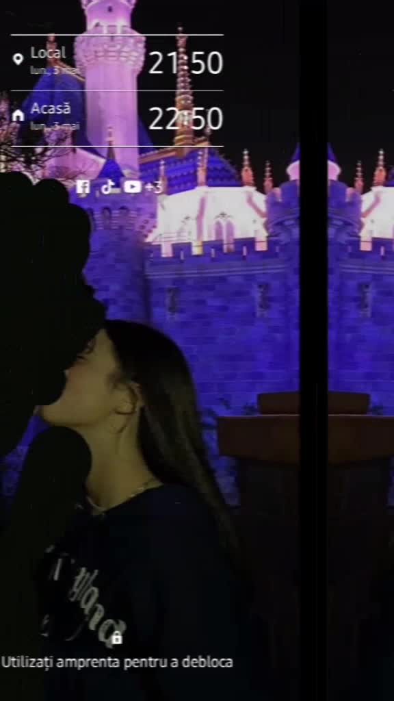 @<3