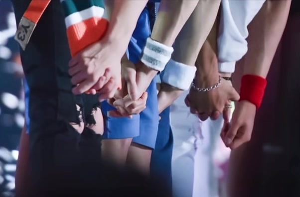 @아미<3