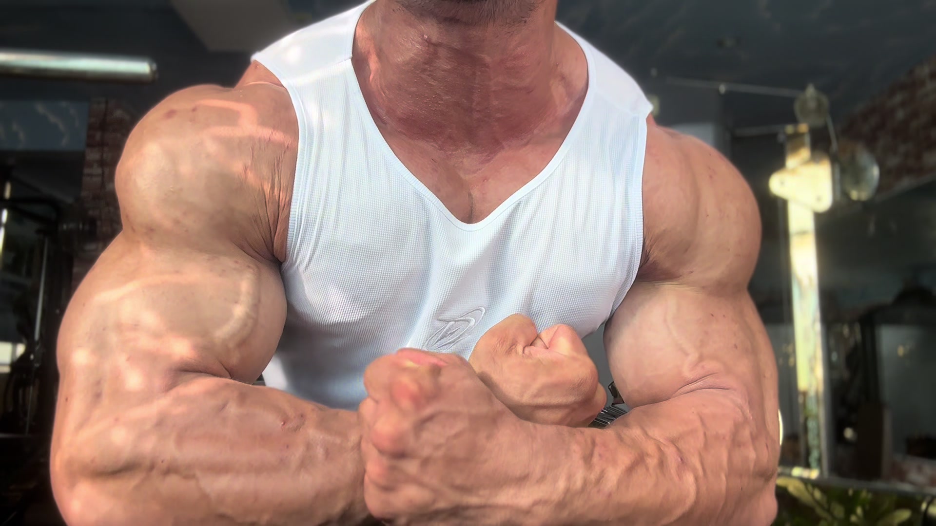 @IFBB PRO BEN ANH