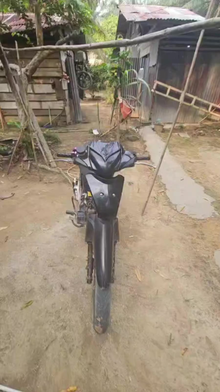 @𝐫𝐢𝐩𝐪𝐢𝐰