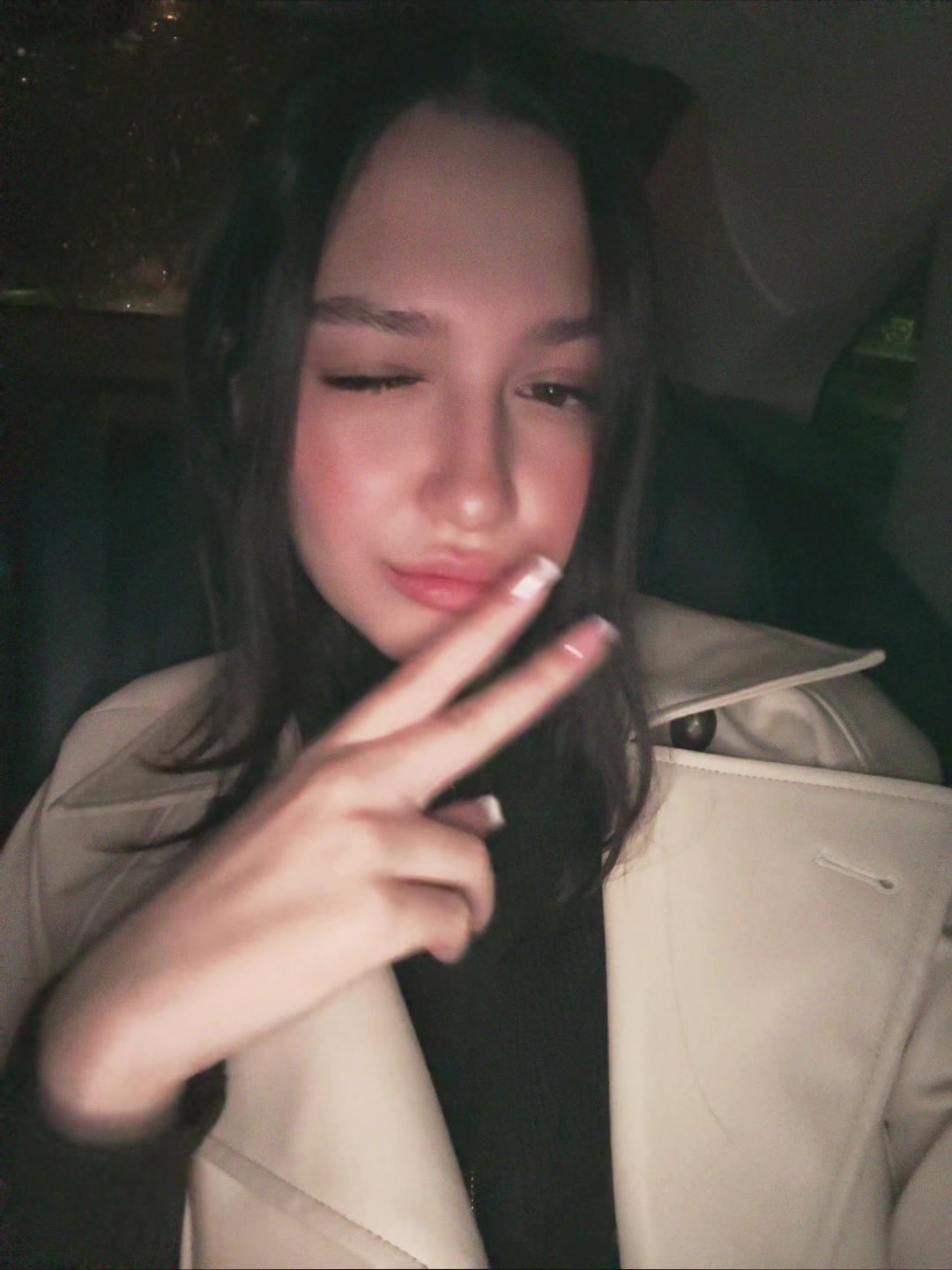 @Elina