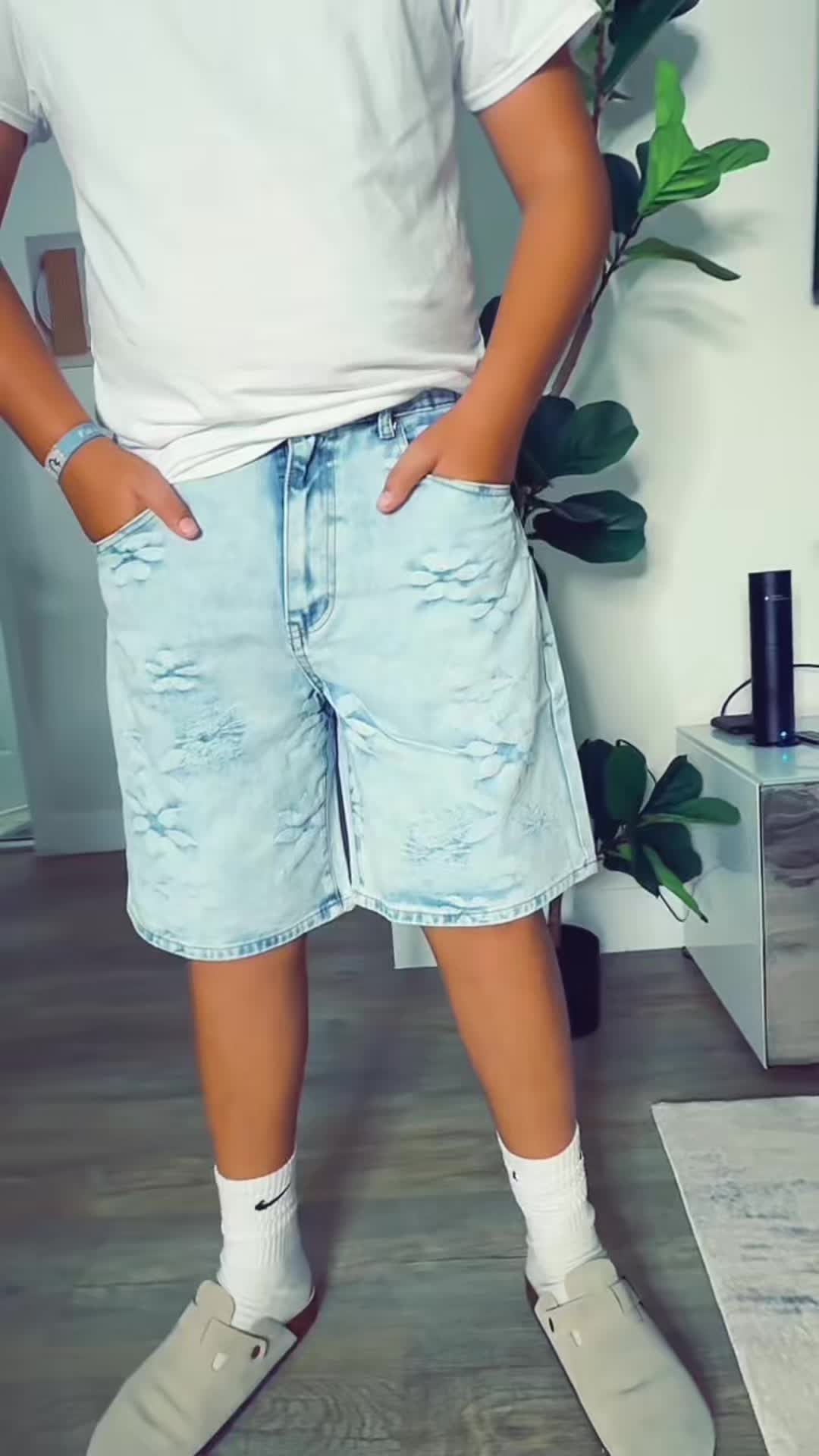 @Yude0823