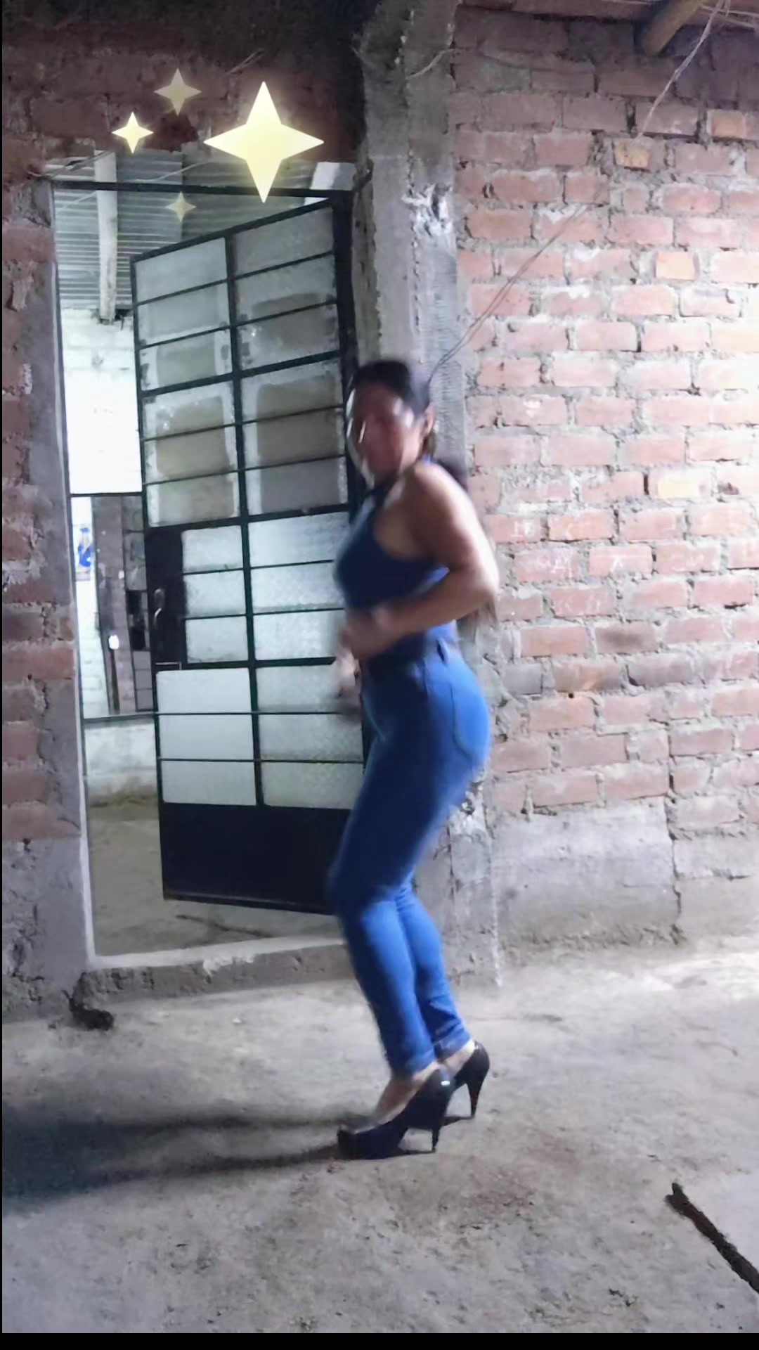 @Carolina Mora🦂