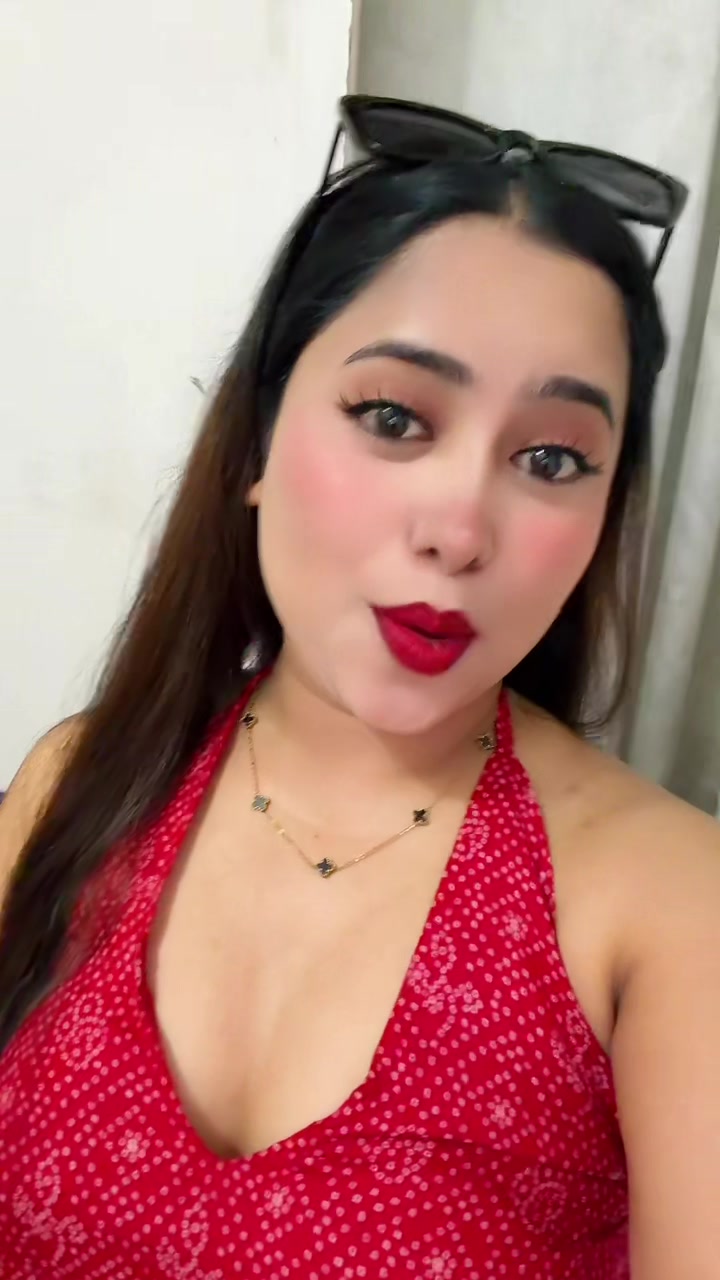@सन्जना पौडेल 💕
