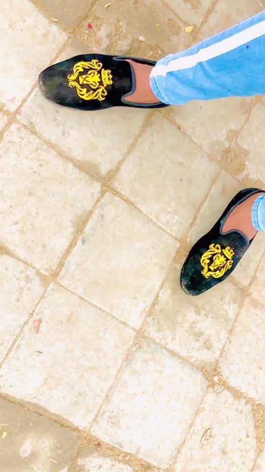 @user99100296160