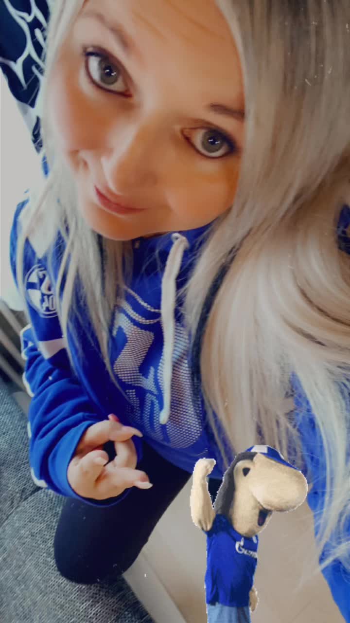 @🇬🇷💚Niki💚🇬🇷