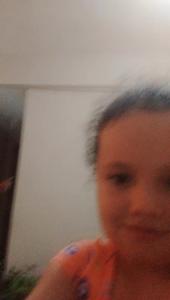 @Laura Eliane226