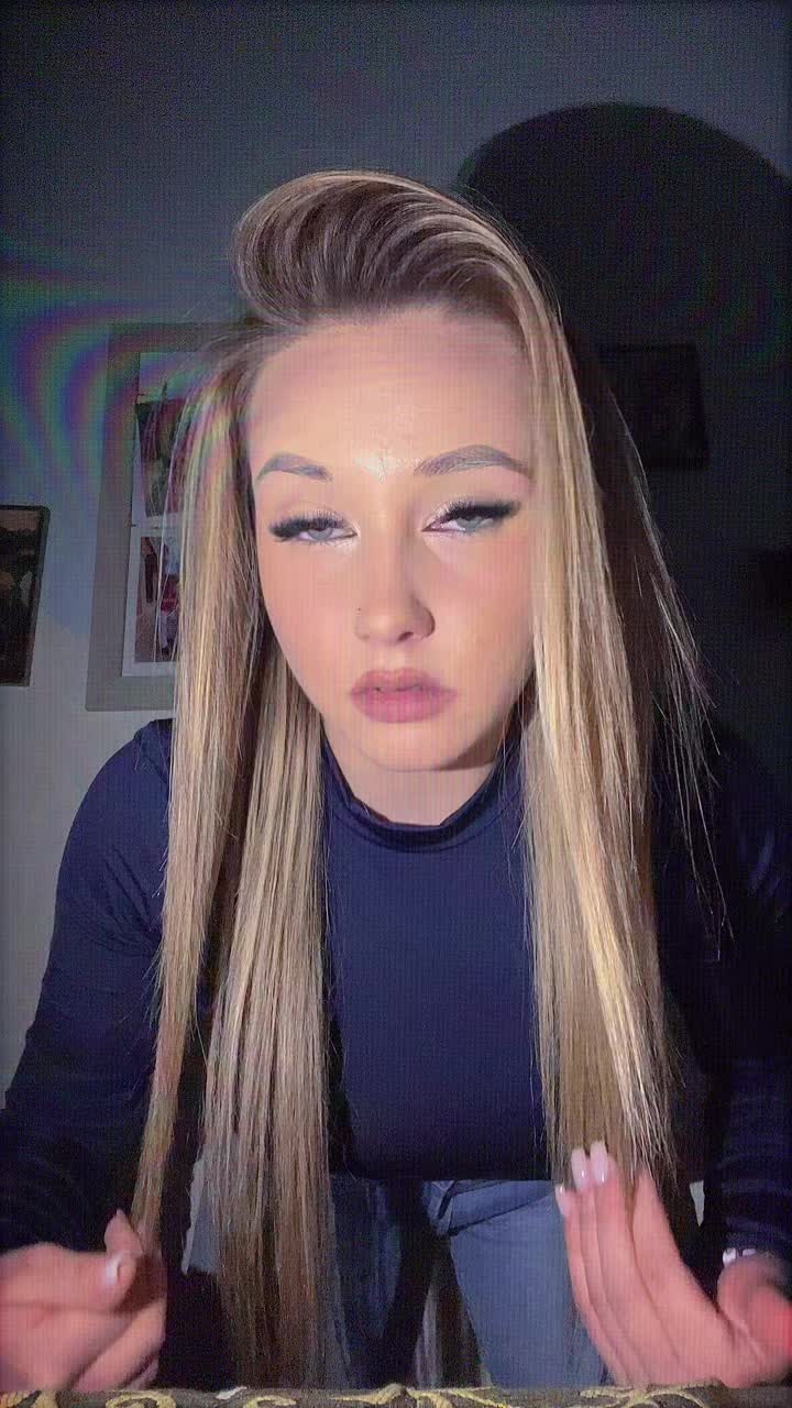 @Andrada👸🏼