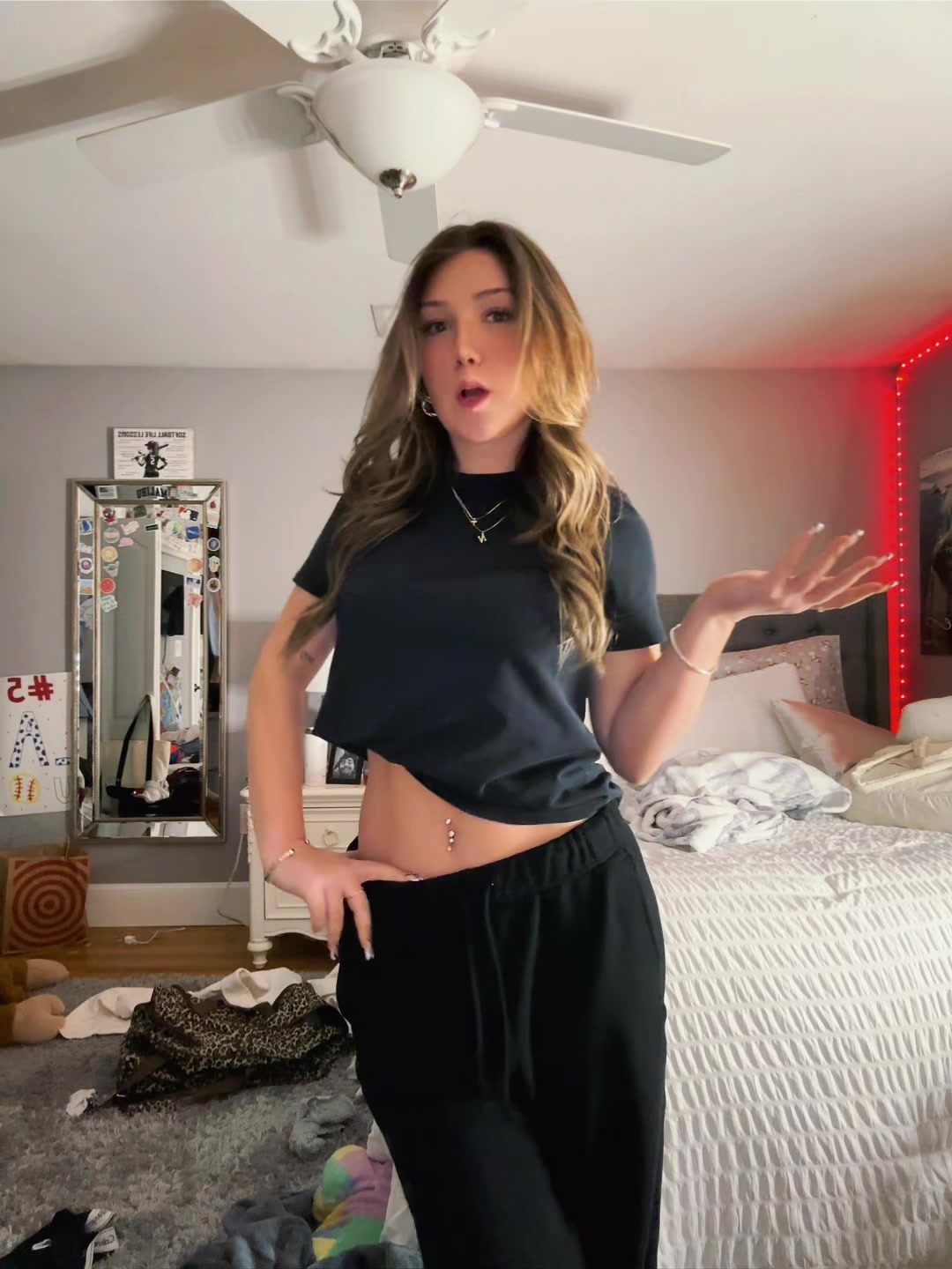 @Ella