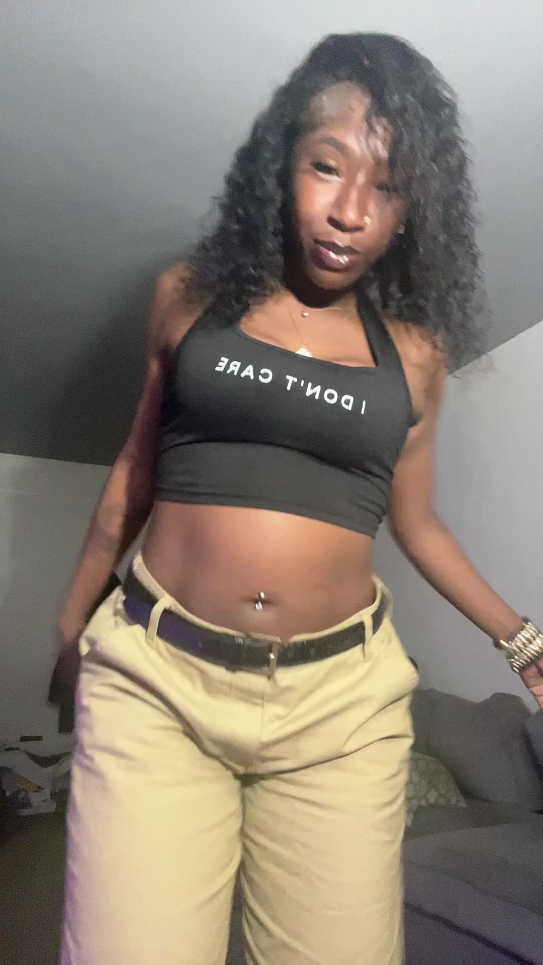 @pradabay.